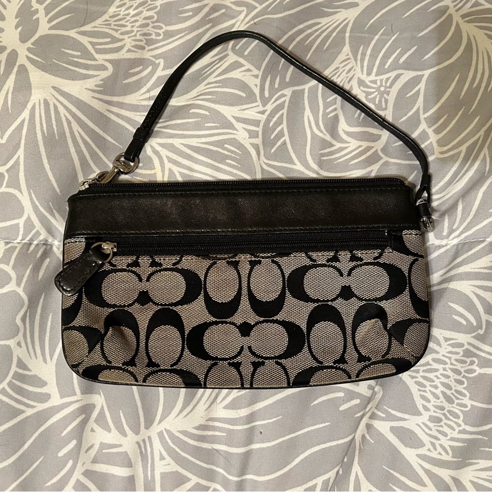 COACH Wallet - Picture 2 of 2